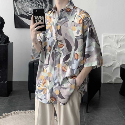 Καλοκαιρινό φαρδύ πουκάμισο με λουλουδάτο μοτίβο