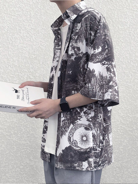 Laia mudeliga lillemustriga suvesärk