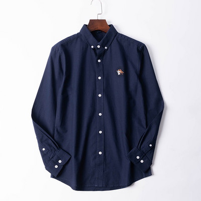 Tikandite ja pikkade varrukatega meeste särk