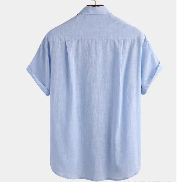 Moodne klassikalise krae ja taskuga meeste särk - sobib suveks