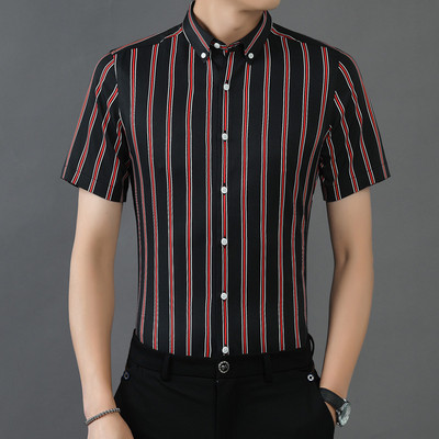 Suveks sobiv meeste lühikeste varrukatega särk