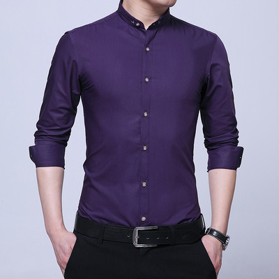 Klassikalise krae ja nööpidega meeste särk - tavaline mudel