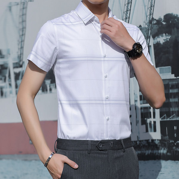 Kahes värvitoonis klassikalise krae ja nööpidega meeste särk