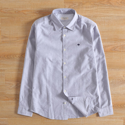 Tikandi ja klassikalise kraega meeste särk