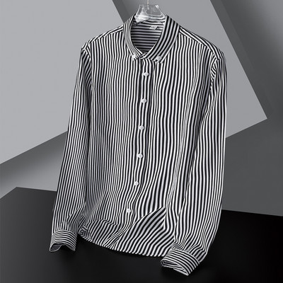 Meeste pikkade varrukatega särk ja nööbid