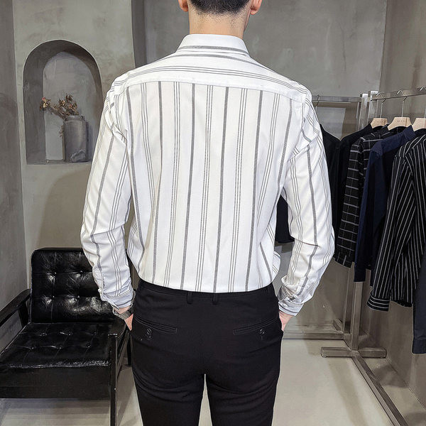 Klassikalise kraega neljas värvitoonis meeste vabaajasärk