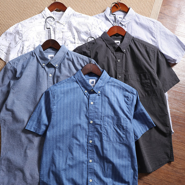 Ανδρικό casual πουκάμισο με κοντά μανίκια και κλασικό γιακά