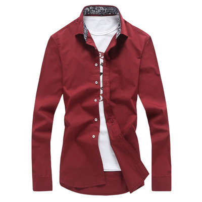 Meeste pikkade varrukatega särk ja aplikatsiooniga lilled krael