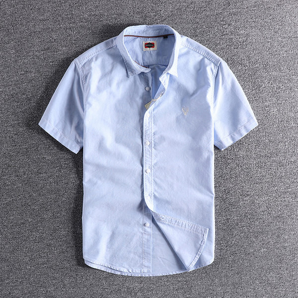 Vasaras vīriešu krekls ar īsām piedurknēm un izšuvumiem