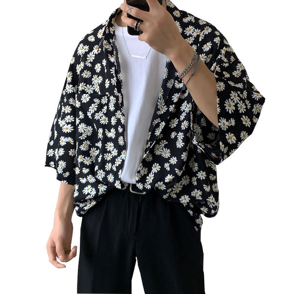 Vīriešu krekls ar 3/4 piedurknēm un aplikācijas margrietiņas