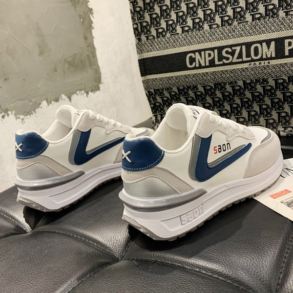 Uus helkurelementidega vabaaja tossude mudel