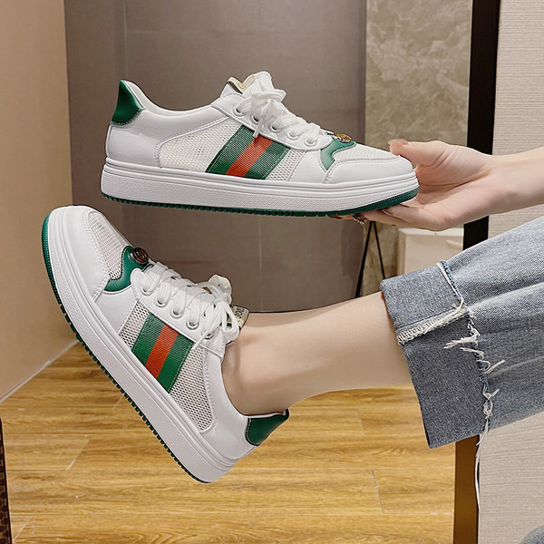 Γυναικεία casual αθλητικά παπούτσια  με επίπεδη σόλα και κορδόνια σε δύο χρώματα