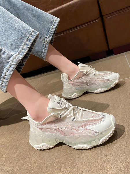 Ženske čipkaste tenisice s platformom od 5 cm