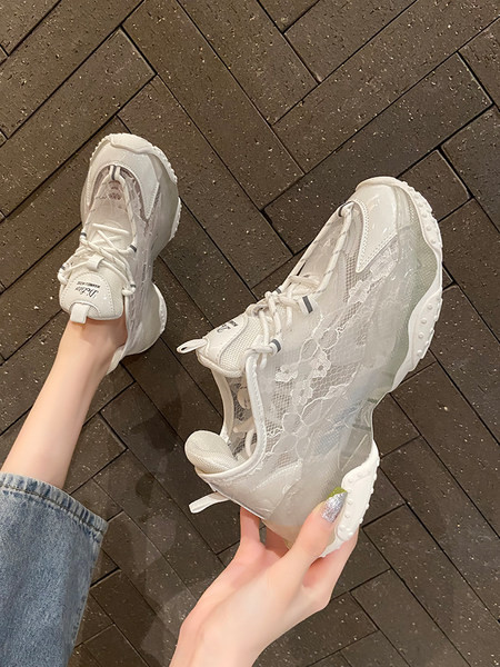 Ženske čipkaste tenisice s platformom od 5 cm