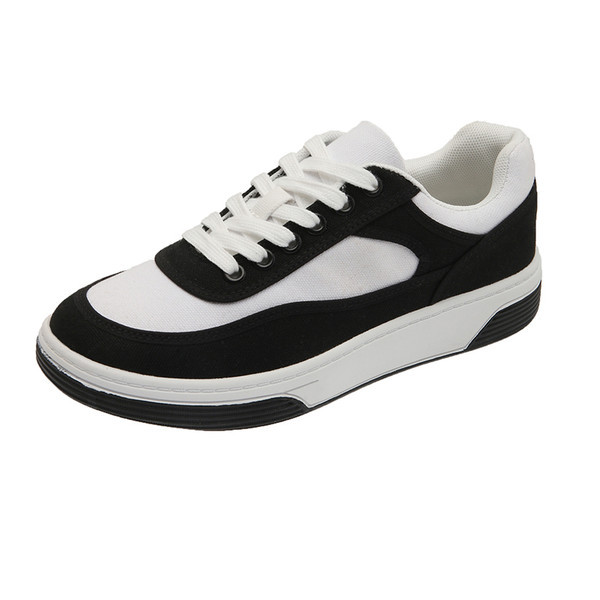 Jauns sieviešu kedu modelis ar šņorēm - divās krāsās