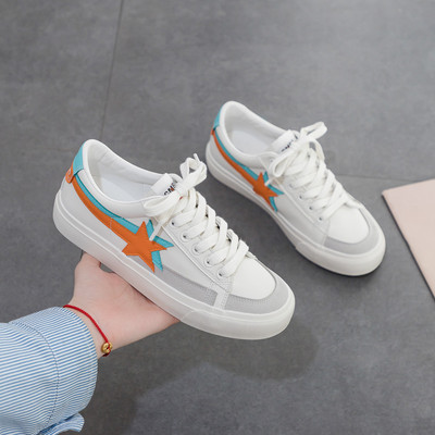 Öko-nahast tekstiga vabaaja tossud naistele