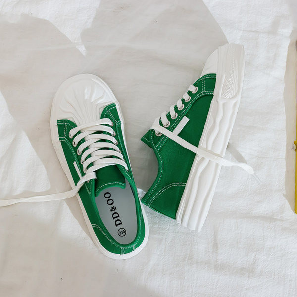 Ženske casual tenisice jednobojni model sa vezicama