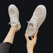 Naiste valged paelte ja võrguga tossud