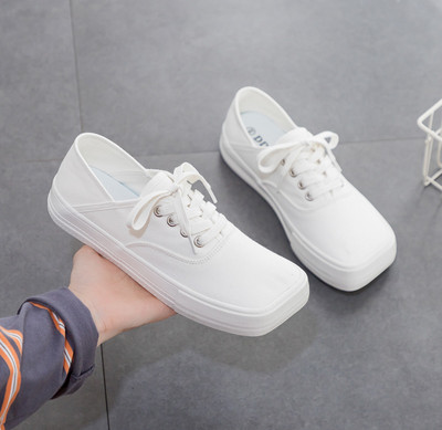 Naiste vabaaja ruudukujulised paeltega tossud