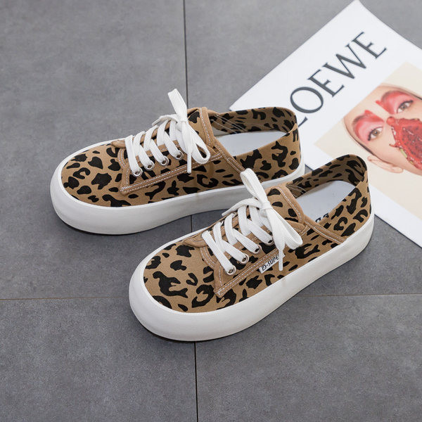 Ženske zaobljene tekstilne tenisice s vezicama