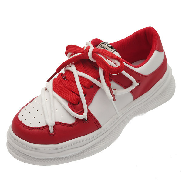 Värviliste lipsudega ja lameda tallaga naiste tossud