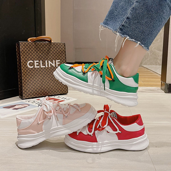 Värviliste lipsudega ja lameda tallaga naiste tossud