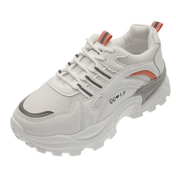 Sieviešu kedas ar mežģīnēm un rupju zoli baltā un melnā krāsā