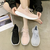 Naiste tekstiilist paeltega tossud