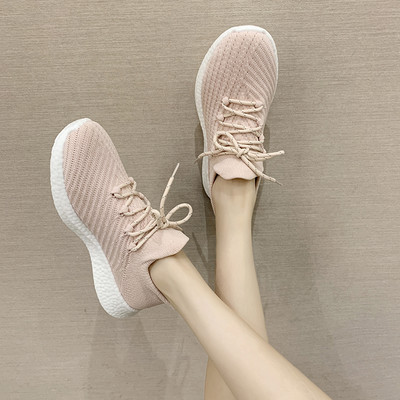 Naiste tekstiilist paeltega tossud