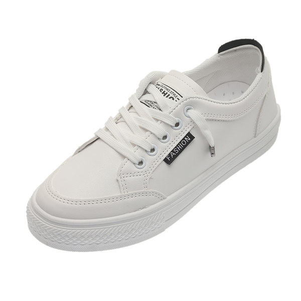 Naiste vabaaja tossud valged paeltega