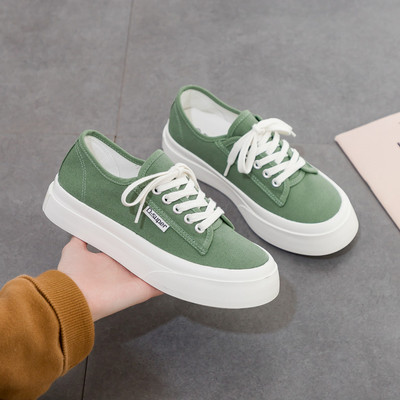 Sieviešu ikdienas kedas vairākās krāsās ar saitēm