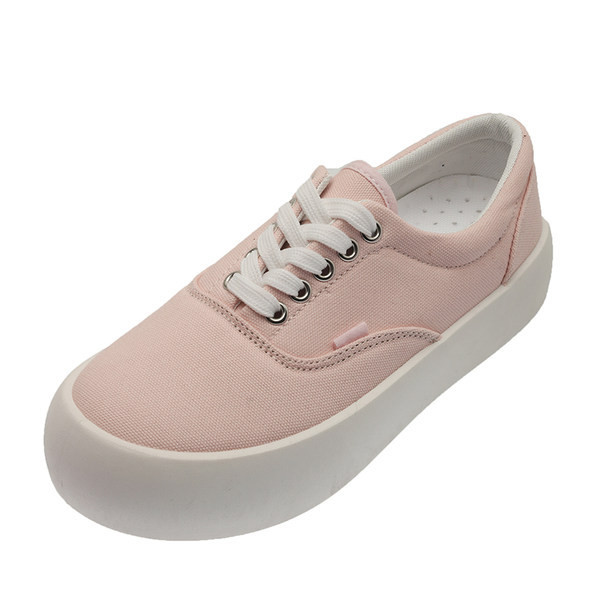 Naiste ühevärvilised tasase talla ja paeltega tossud