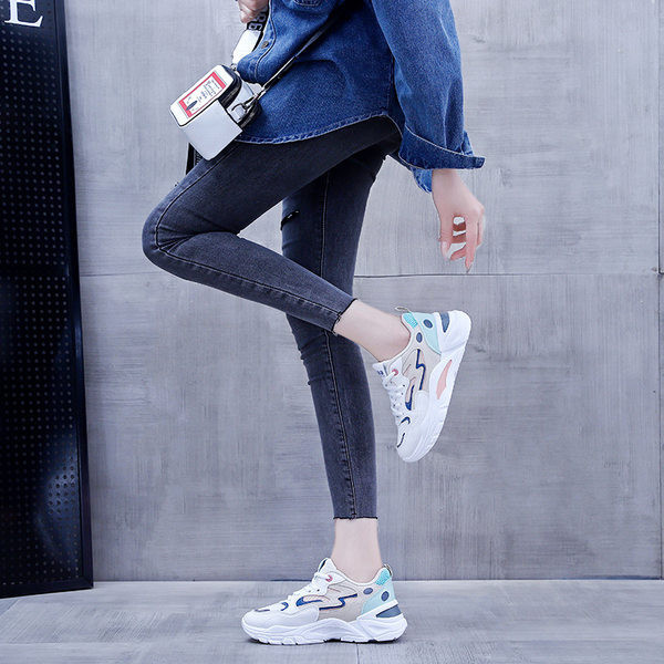 Sieviešu sporta kedas no tīklveida auduma vairākās krāsās