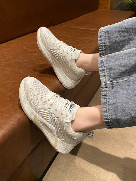 Ikdienas sieviešu kedas ar plakanām zolēm