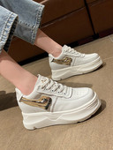 Naiste hingavad tossud 5 cm tallaga