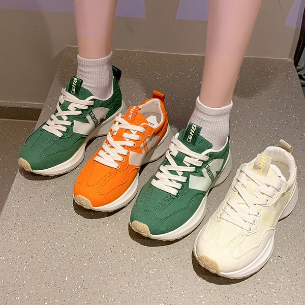 Sieviešu audekla kedas ar mežģīnēm