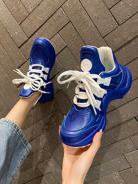 Värvilised naiste tossud paelte ja 5 cm platvormiga