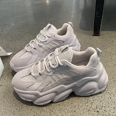 Uus mudel ökonahast ja tekstiilist paeltega naiste tossud