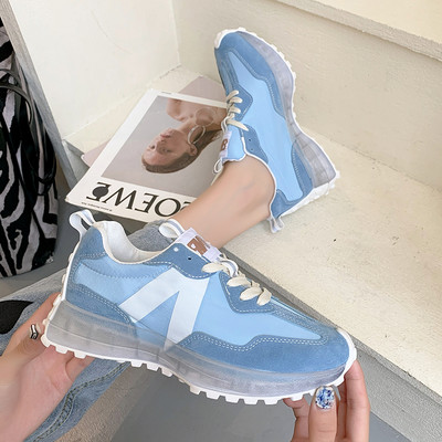 Sieviešu elpojošas kedas ar šņorēm - trīs krāsās