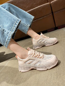 Hingavad naiste tossud pitsi ja 5 cm platvormiga