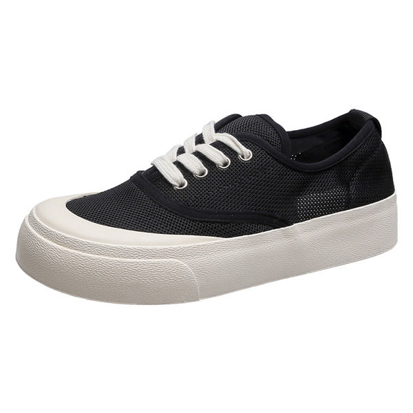 Ikdienas sieta kedas ar mežģīnēm un plakanu zoli