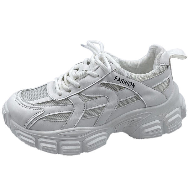 Jauns sieviešu kedu modelis ar šņorēm un uzrakstu divās krāsās