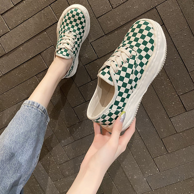 Lameda tallaga ruudulised naiste riidest kingad