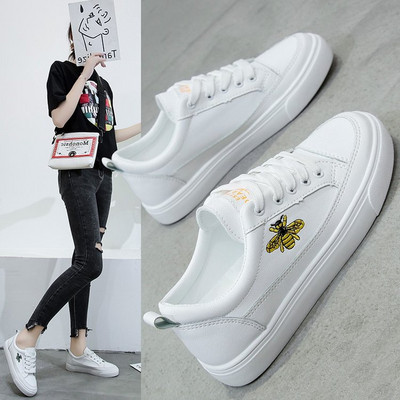 Ristikutikandiga kunstnahast naiste tossude uus mudel