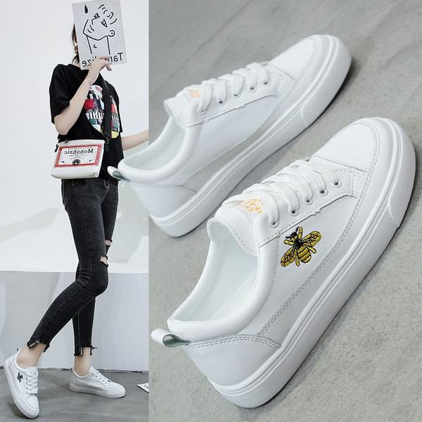 Ristikutikandiga kunstnahast naiste tossude uus mudel