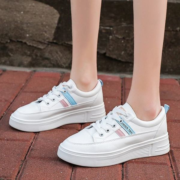 Ikdienas sieviešu kedas ar plakanu zoli - baltā krāsā