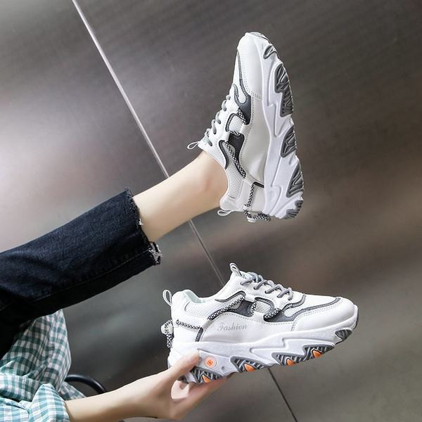 Αθλητικά και casual γυναικεία  παπούτσια με τραχιά σόλα σε δύο χρώματα