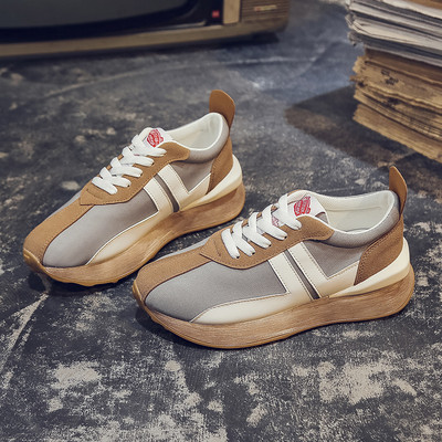 Ikdienas kedas no eko zamšādas ar mežģīnēm