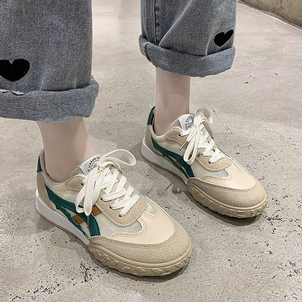 Eco seemisnahast valmistatud vabaaja tossude uus mudel