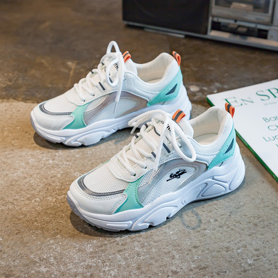 Jauns kedu modelis ar rupju zoli un šņorēm sievietēm